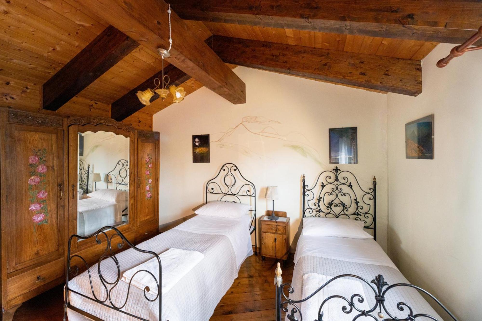 Hotel Palazzo Previtera à Linguaglossa Chambre photo